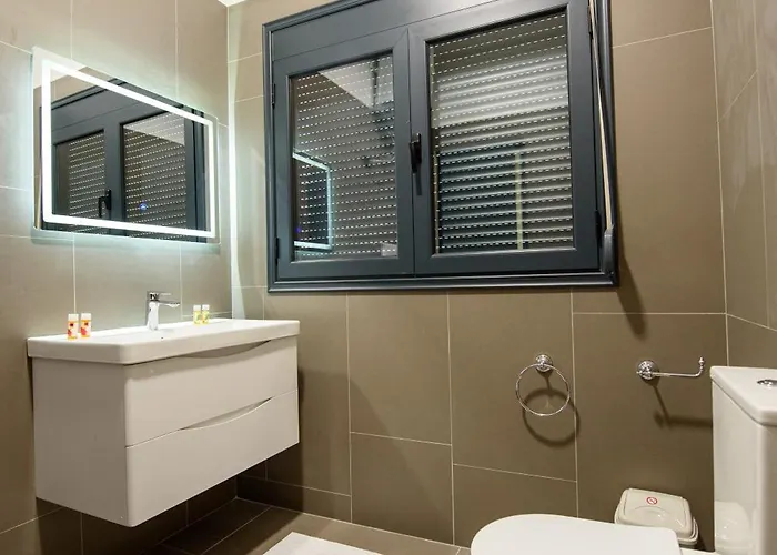 Olivium Aparthotel Vlorë