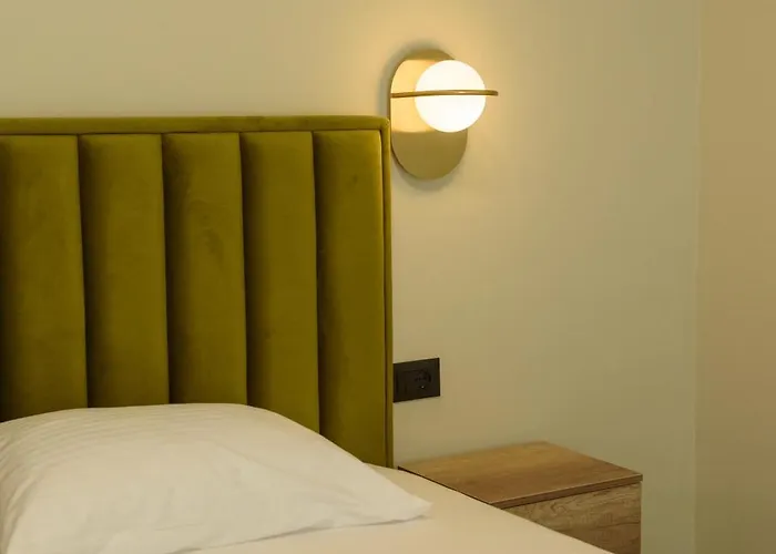 Olivium Aparthotel Vlorë