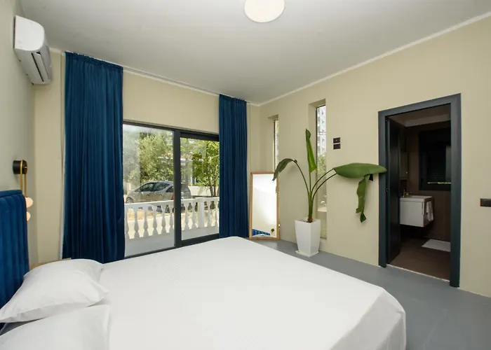 Olivium Aparthotel Vlorë