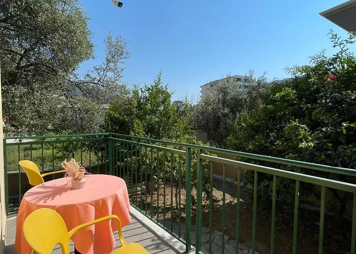 Olivium 3* Vlorë
