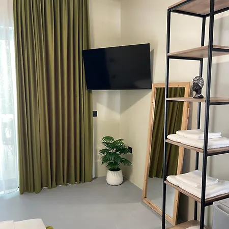 Olivium Aparthotel Vlorë