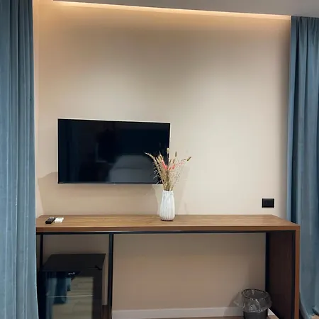 Olivium 3* Vlorë